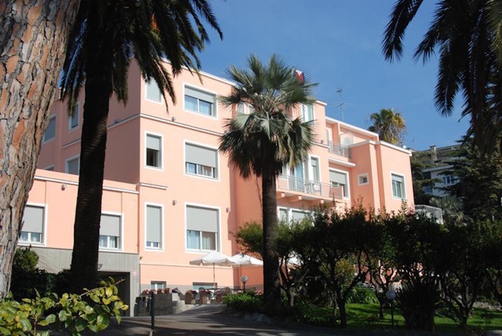 Hotel Napoleon Sanremo Exterior photo
